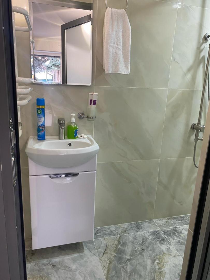 Гостевой Дом Шумкар Азия Guest House Shumkar Asia Biskek Kültér fotó