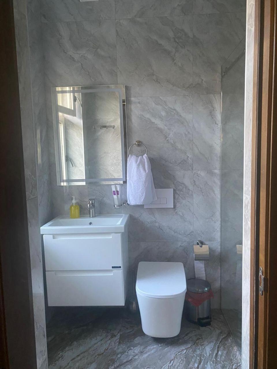 Гостевой Дом Шумкар Азия Guest House Shumkar Asia Biskek Kültér fotó