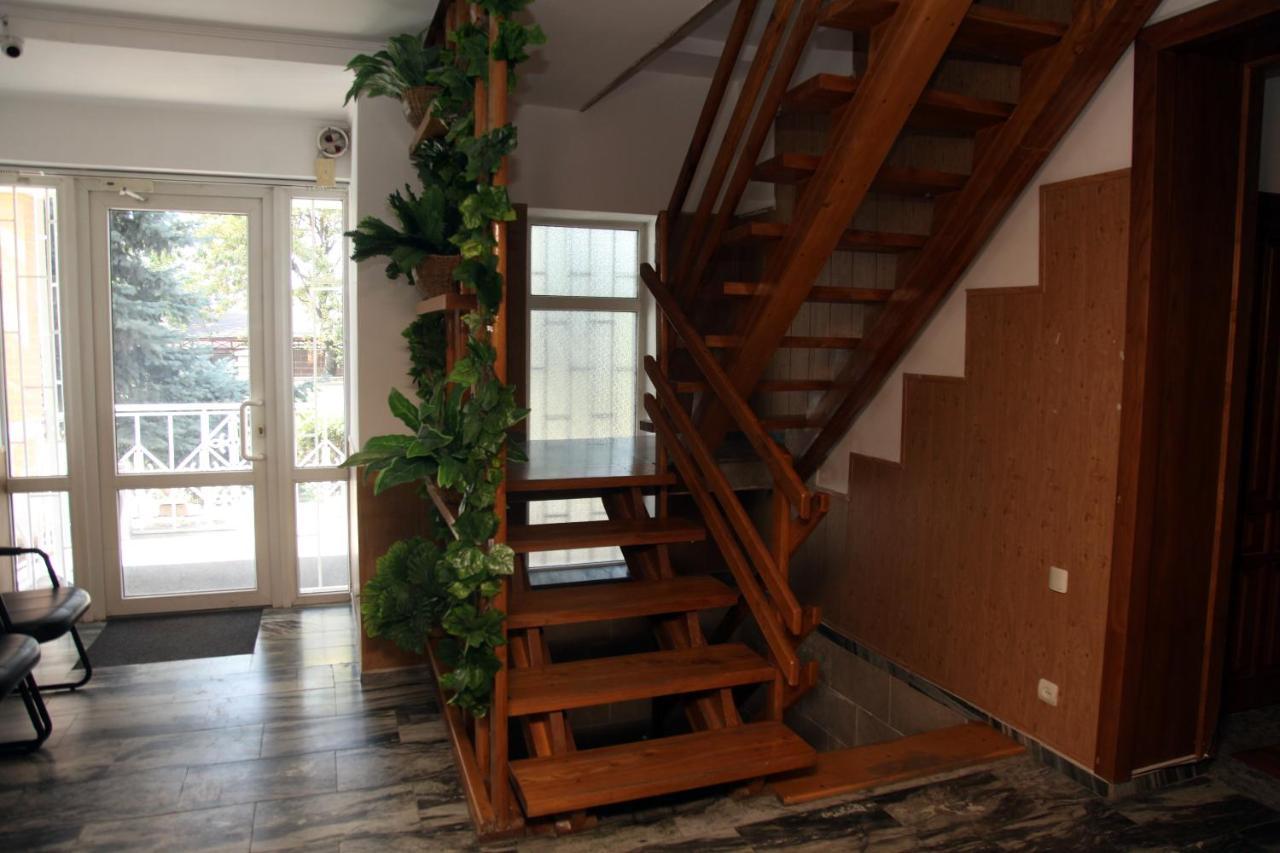 Гостевой Дом Шумкар Азия Guest House Shumkar Asia Biskek Kültér fotó